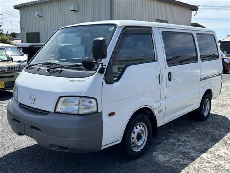 BONGO VAN-0