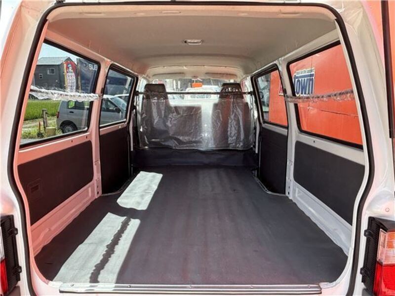 BONGO VAN