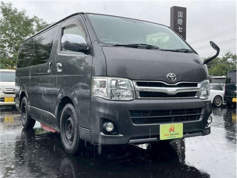 HIACE VAN