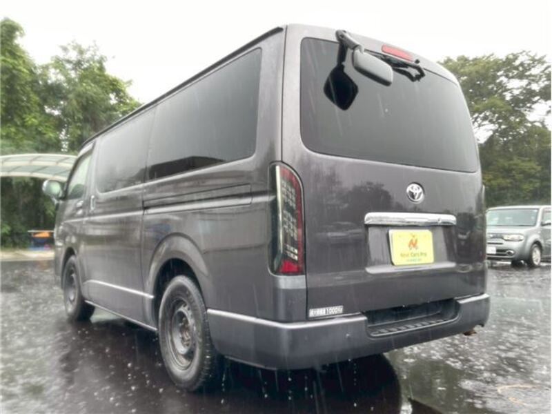 HIACE VAN