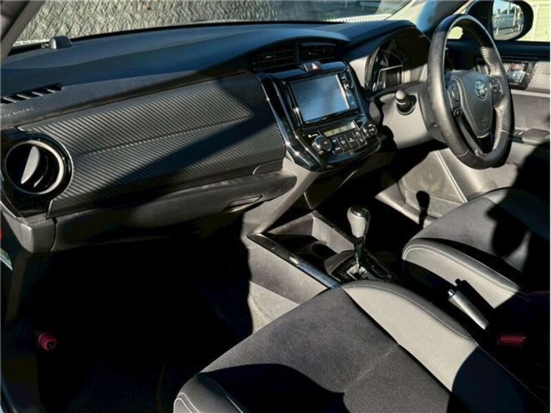 COROLLA FIELDER