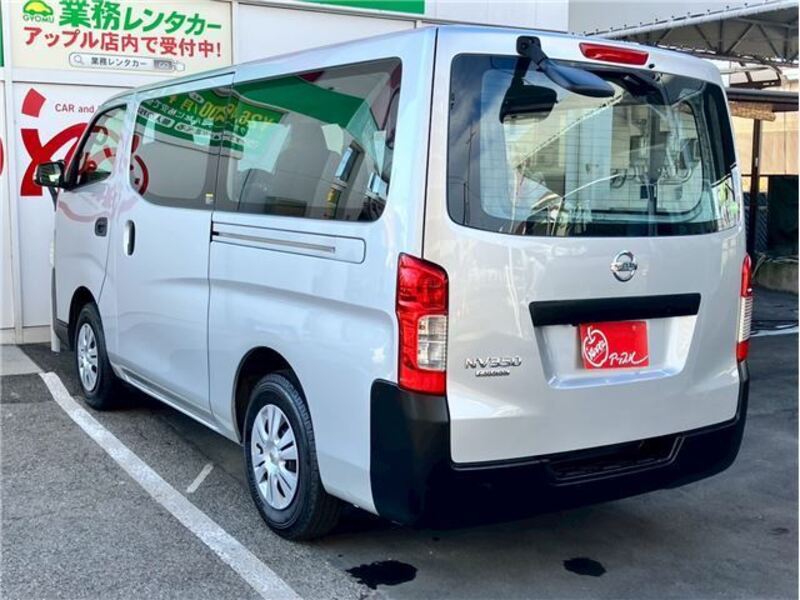 NV350 CARAVAN
