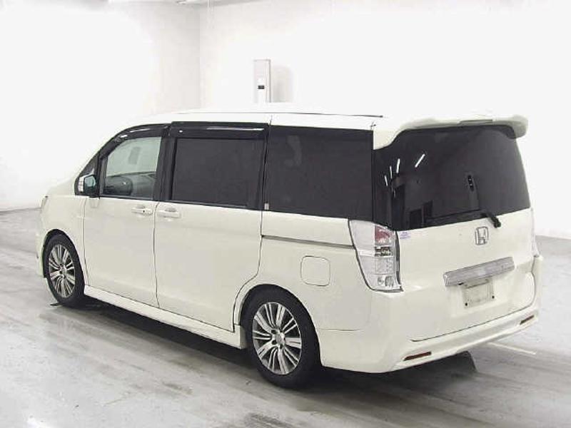 STEP WAGON