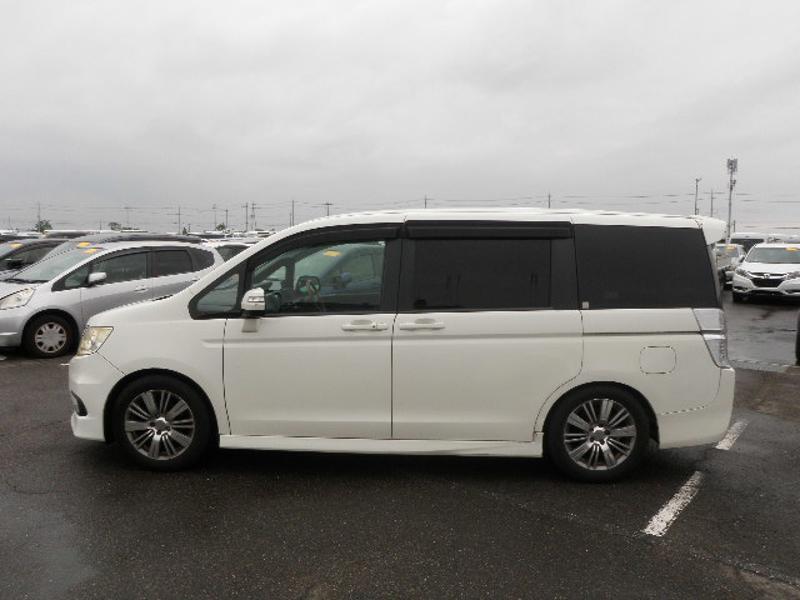 STEP WAGON