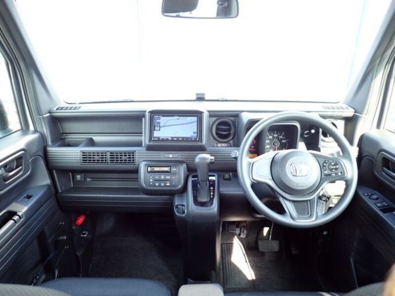 N-VAN
