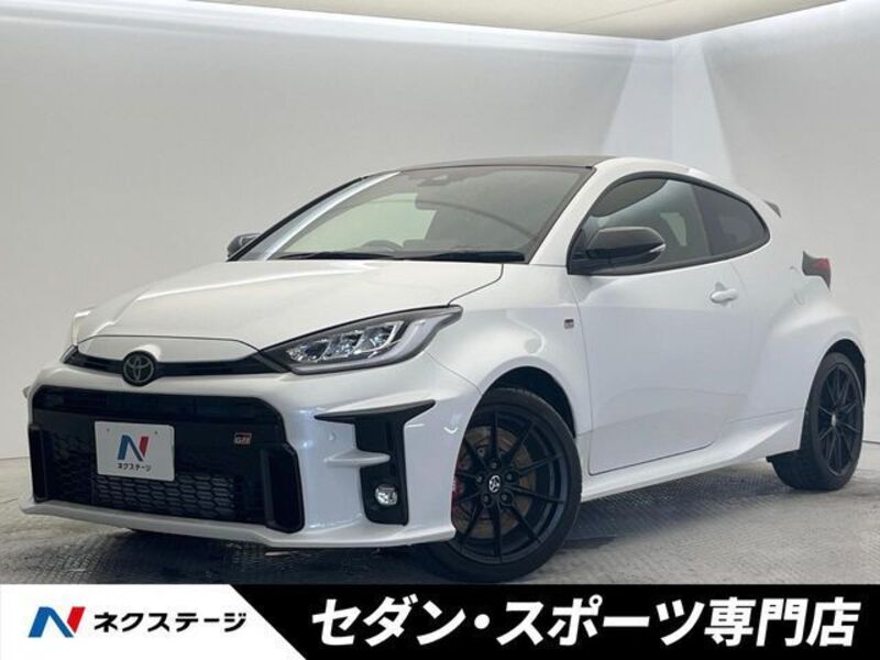 GR YARIS-0