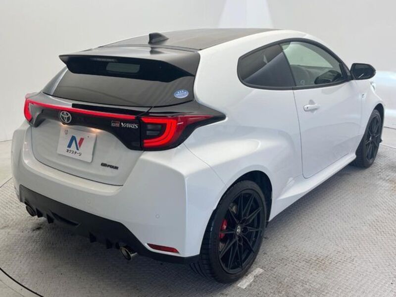 GR YARIS