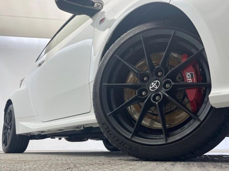 GR YARIS