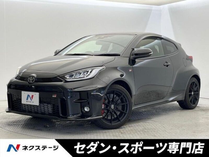 GR YARIS-0