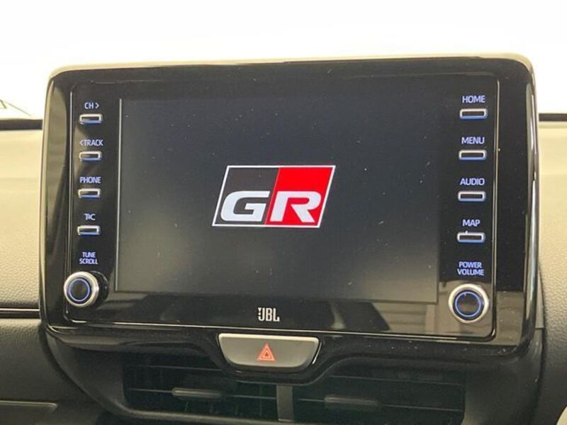 GR YARIS
