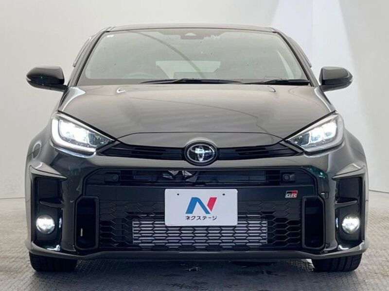 GR YARIS
