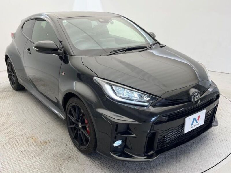 GR YARIS