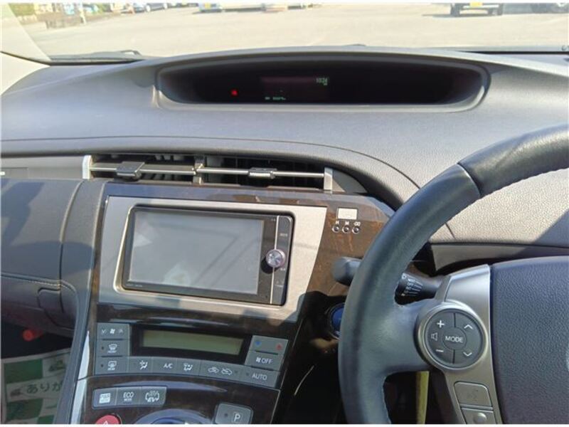 PRIUS PHV