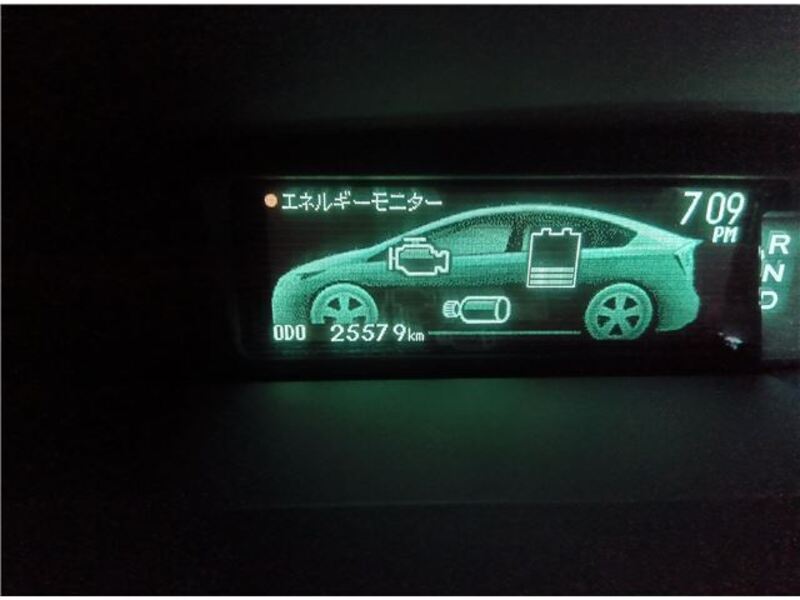 PRIUS PHV