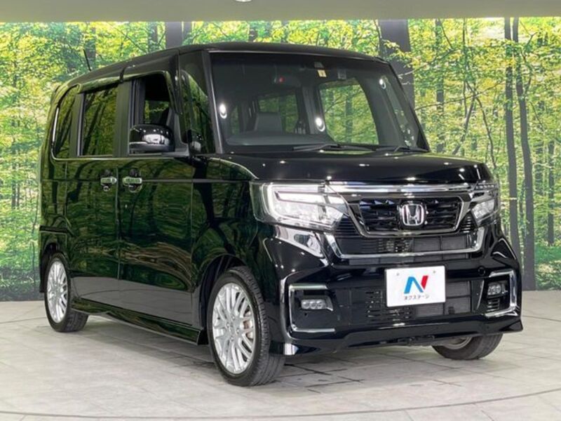 N BOX CUSTOM