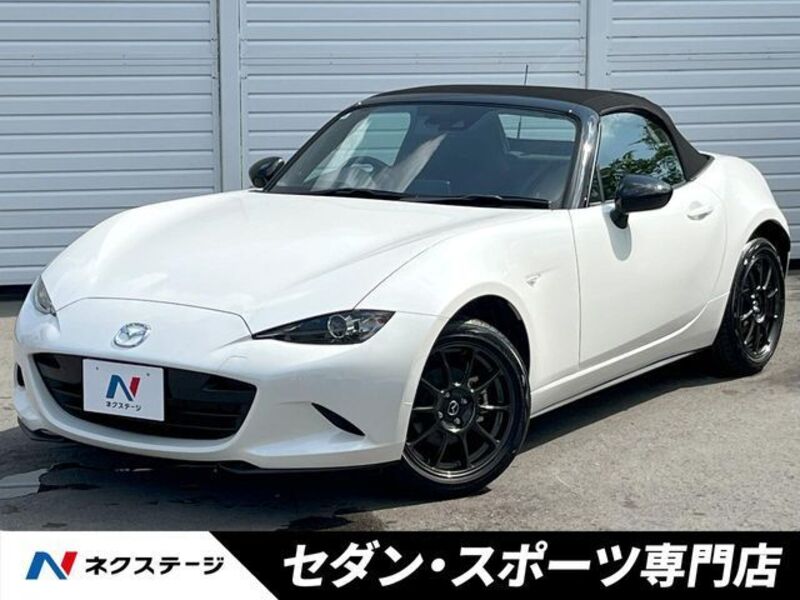 ROADSTER-0