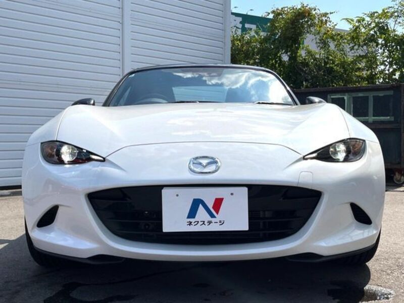 ROADSTER