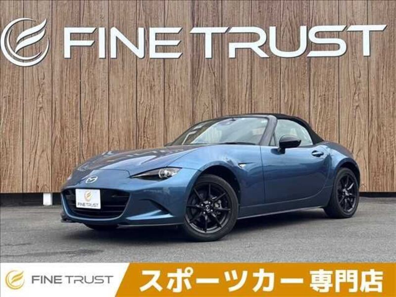 ROADSTER-0