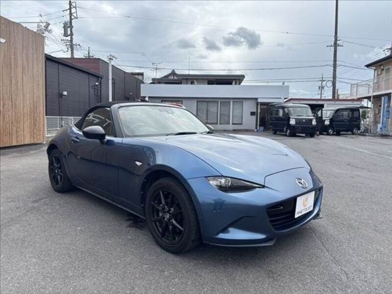 ROADSTER
