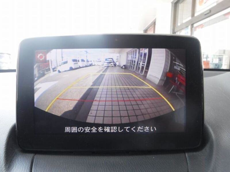 MAZDA2