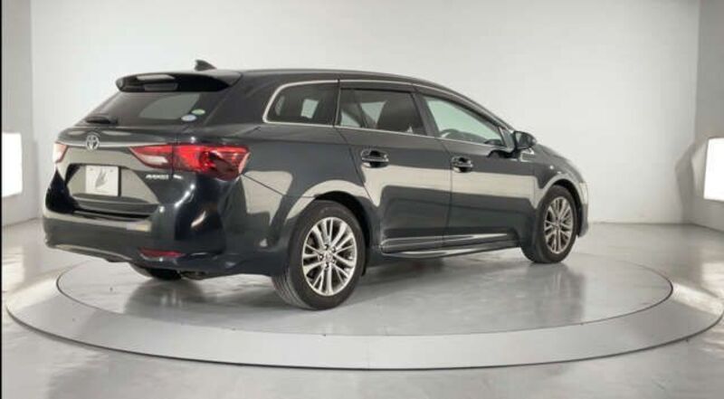 AVENSIS WAGON