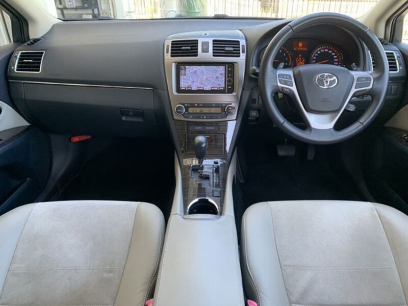 AVENSIS WAGON