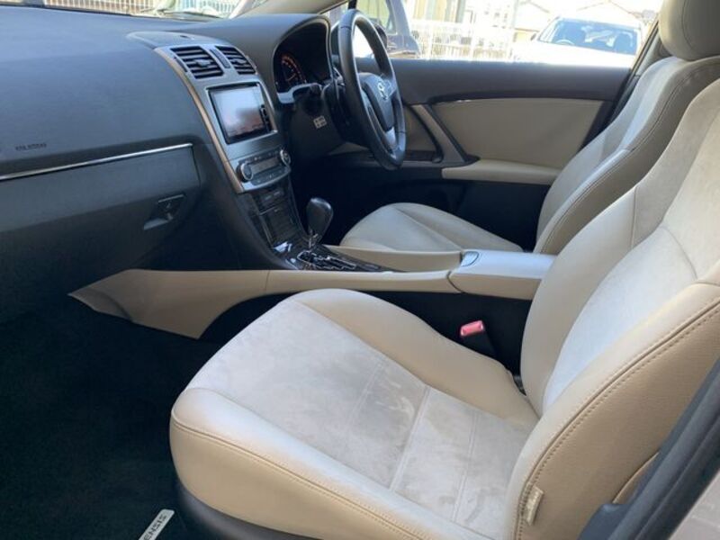 AVENSIS WAGON