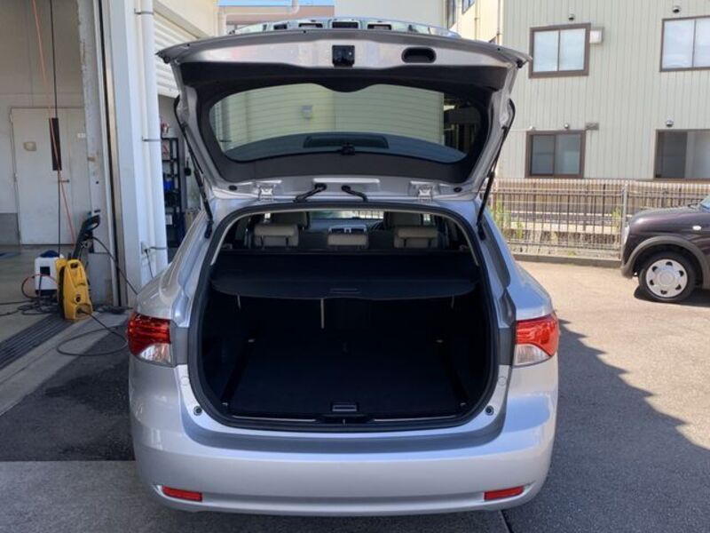 AVENSIS WAGON