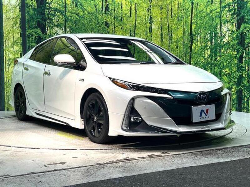 PRIUS PHV