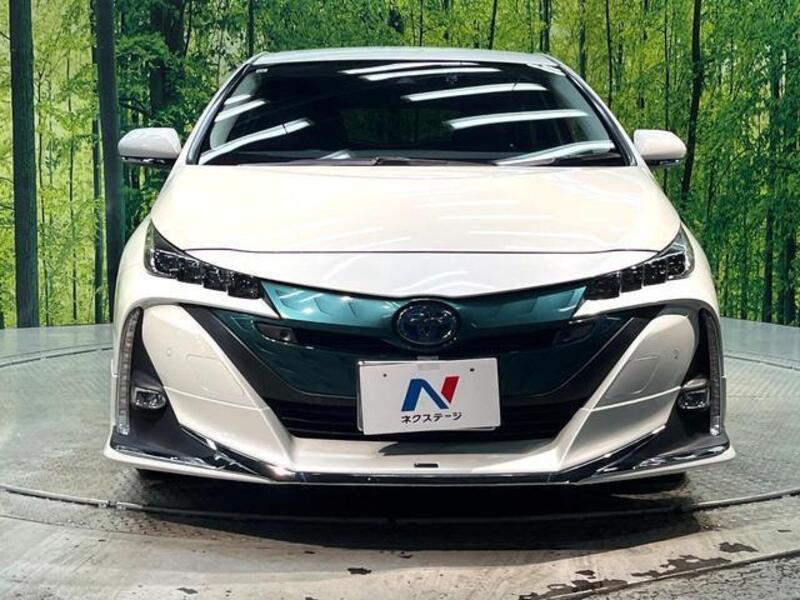 PRIUS PHV