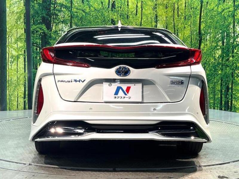 PRIUS PHV