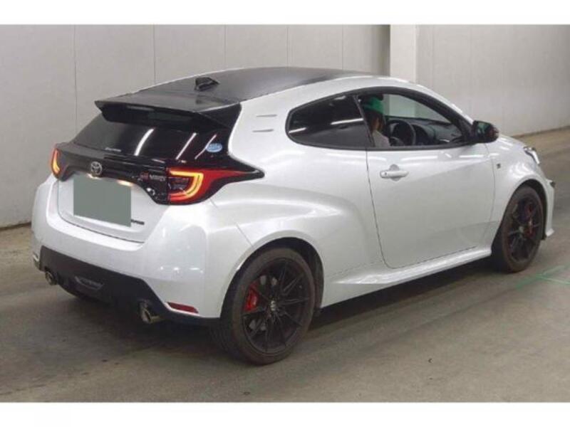 GR YARIS