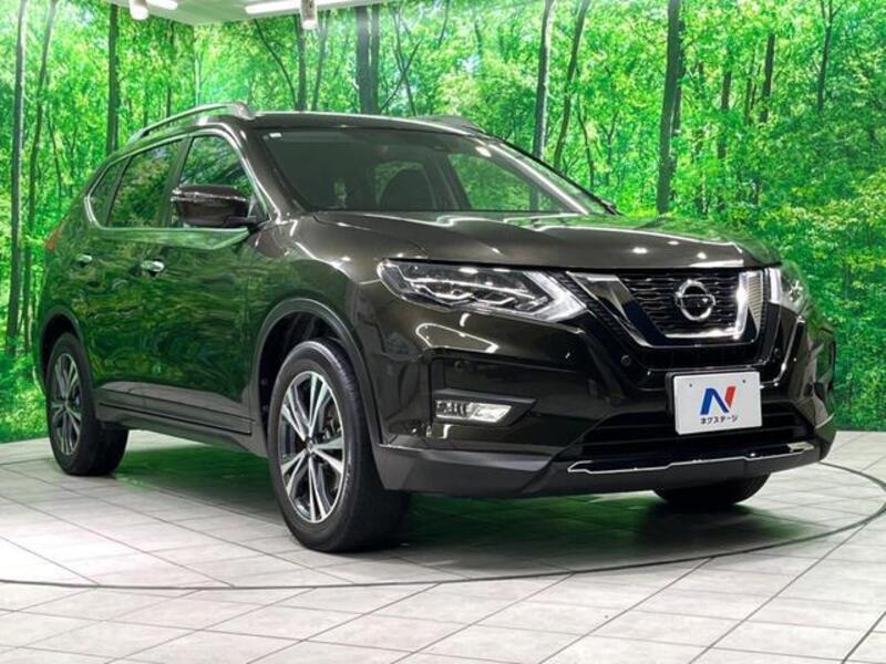 X-TRAIL