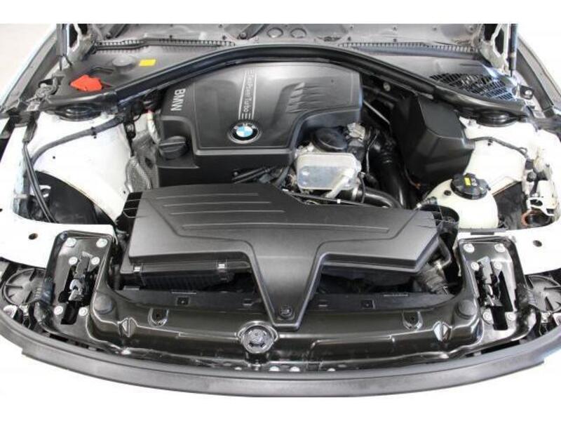 4 SERIES