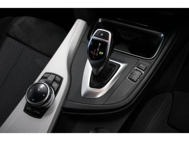 4 SERIES