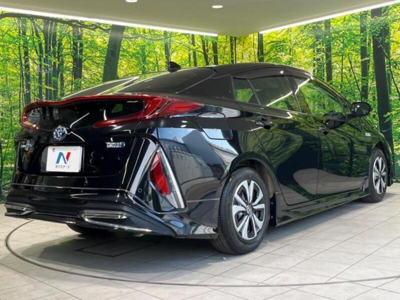 PRIUS PHV