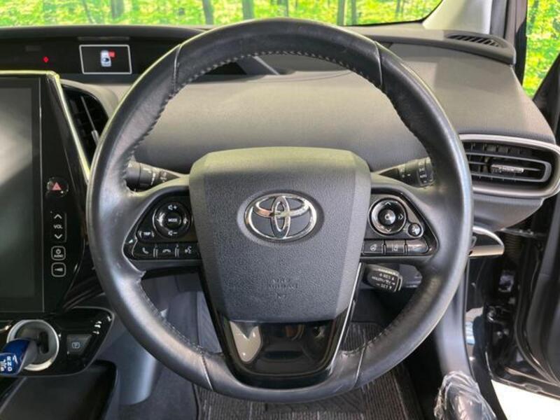 PRIUS PHV