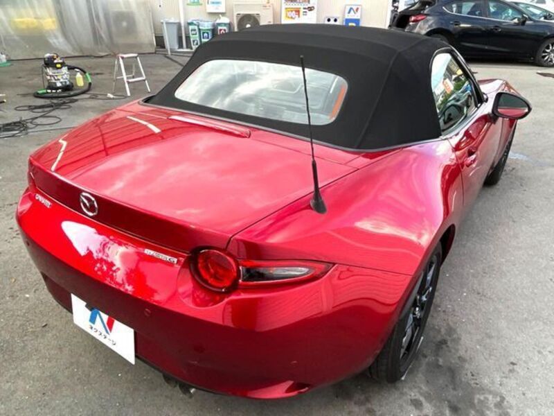 ROADSTER