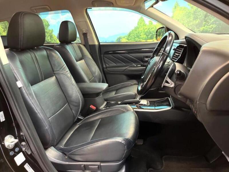 OUTLANDER PHEV