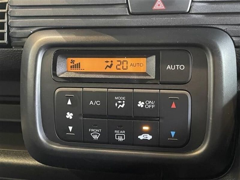 N-VAN