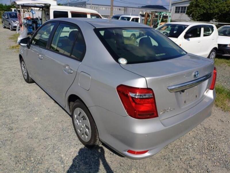 COROLLA AXIO