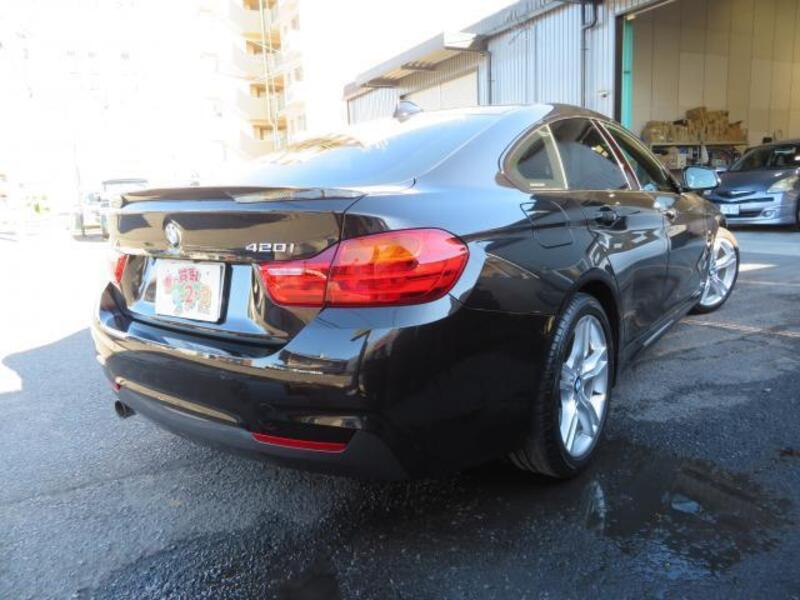 4 SERIES