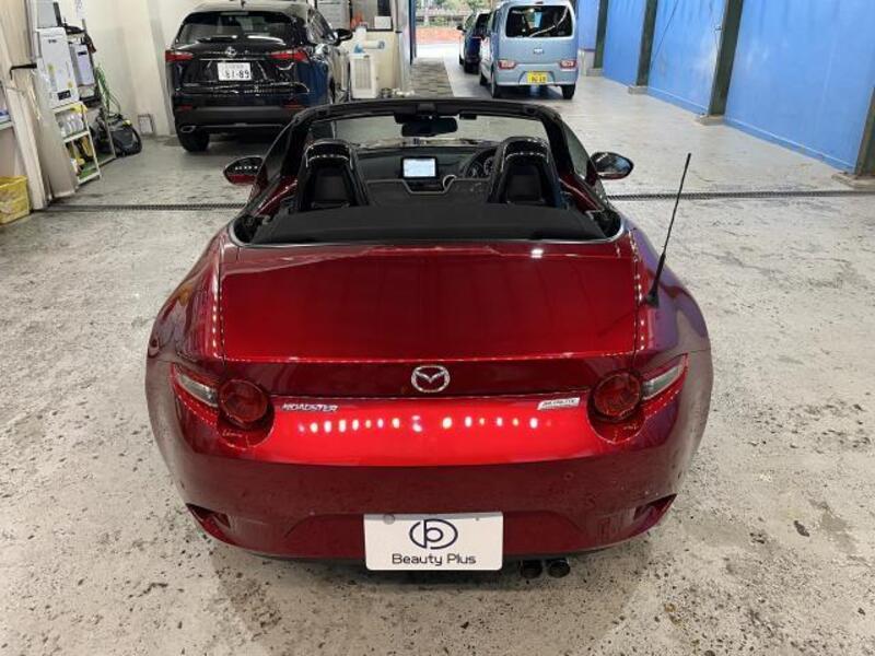 ROADSTER