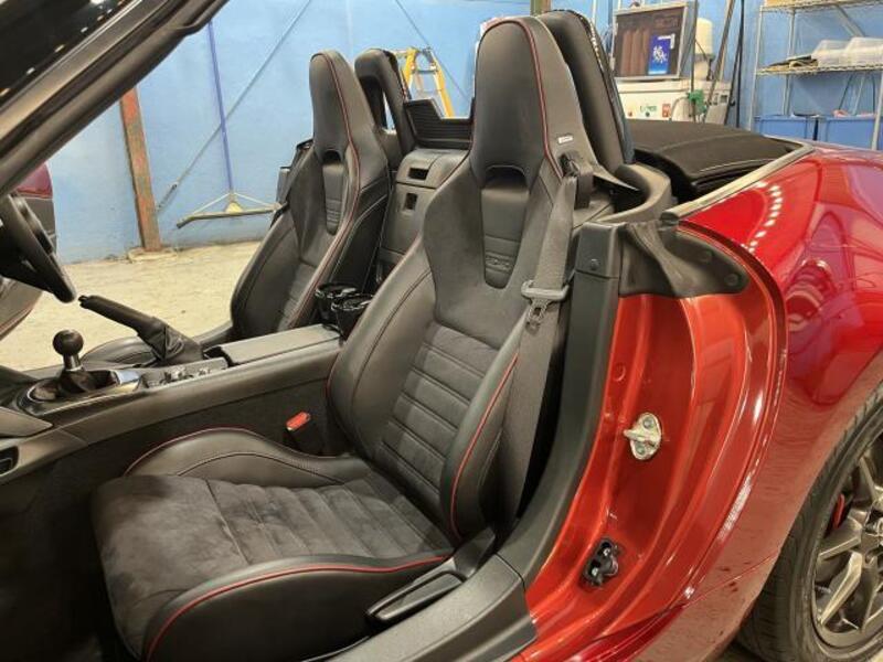 ROADSTER