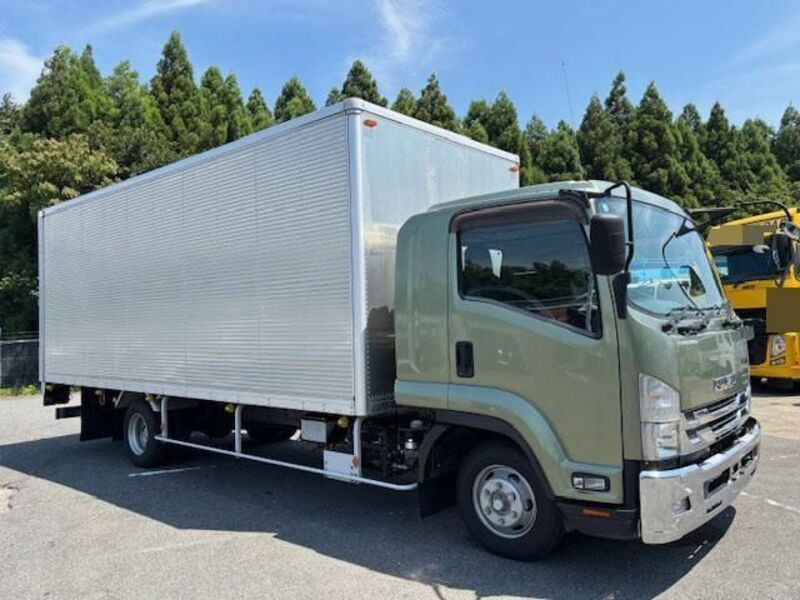 ISUZU FORWARD