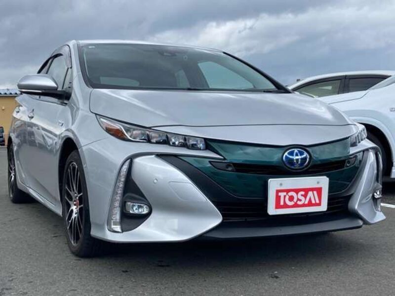 PRIUS PHV
