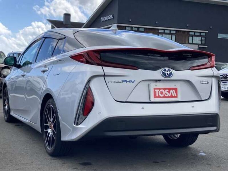 PRIUS PHV