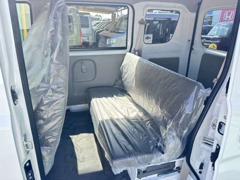 CLIPPER VAN