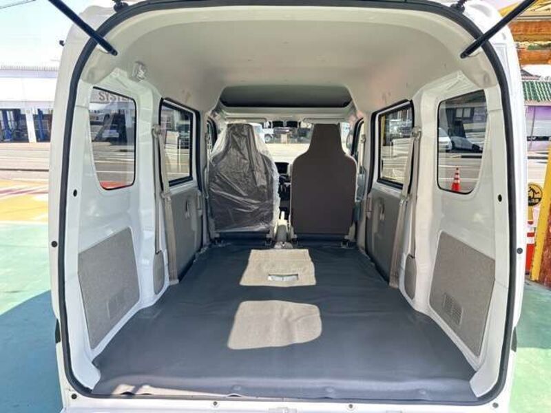 CLIPPER VAN