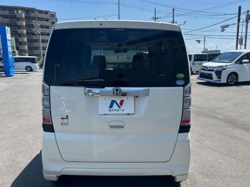 N BOX